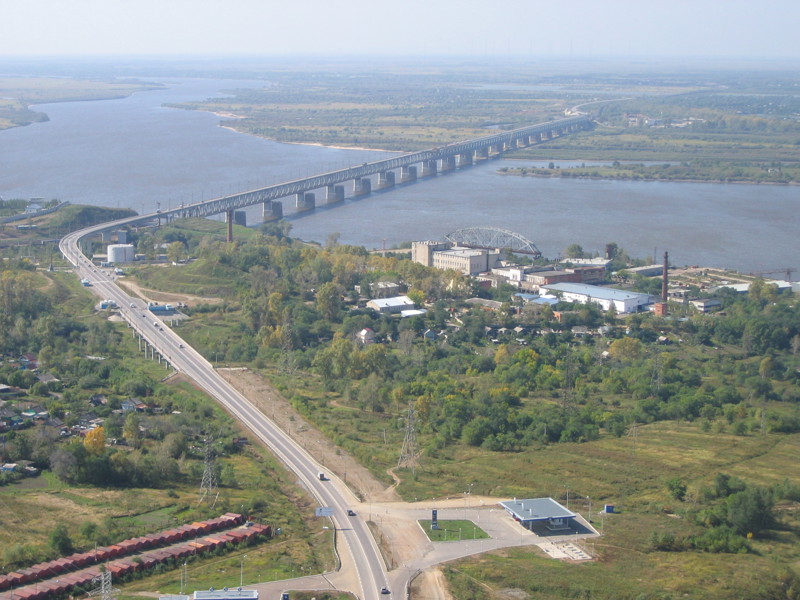 30. Новый автомобильно - железнодорожный мост через Амур.