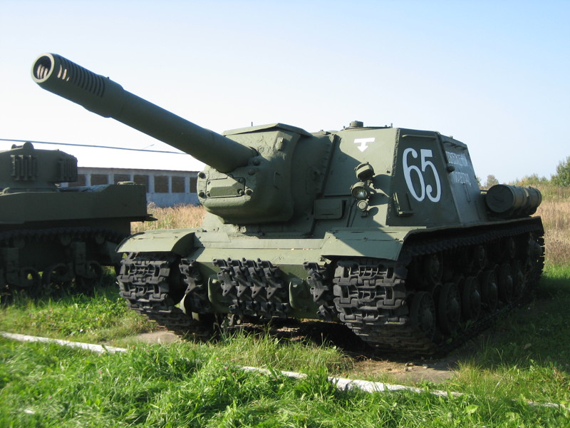ИСУ-152 "Зверобой" или "Разрушитель"