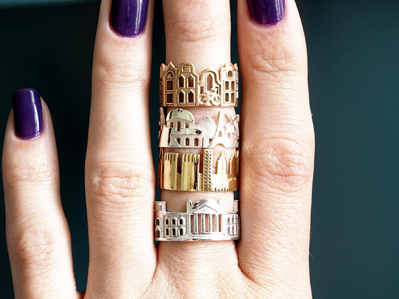 Архитектурные кольца, которые позволяют носить любимые города на пальцах