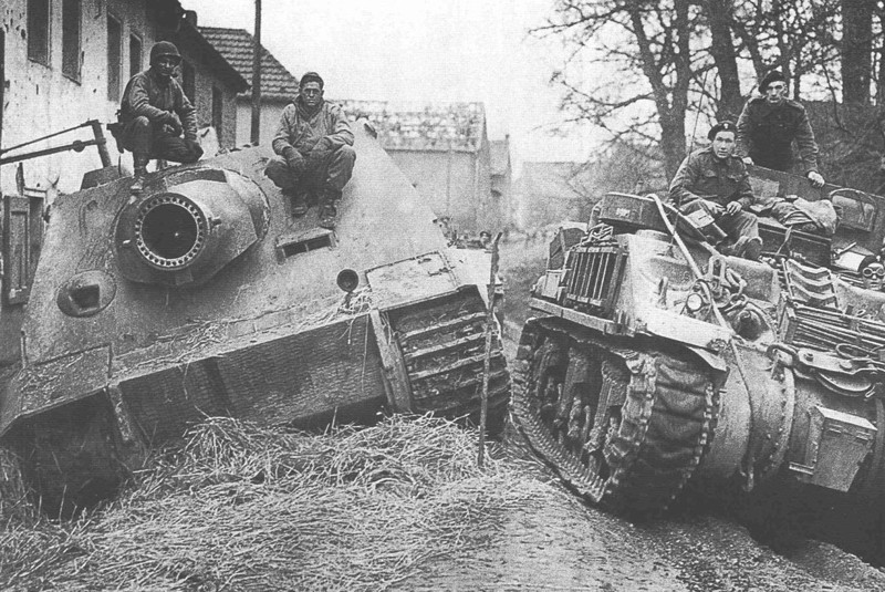 51. «Штурмтигр» 1001-й роты, брошенный после поломки и захваченный американскими войсками 28 февраля 1945-го года