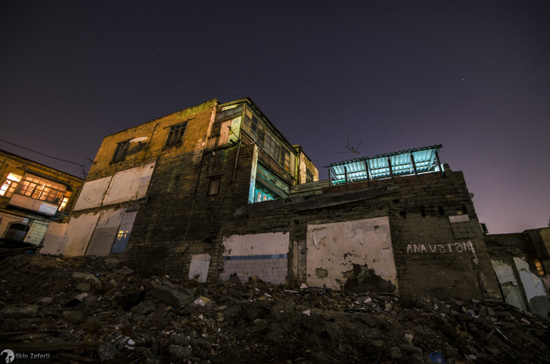 Ночная прогулка по руинам квартала "Советская" в Баку