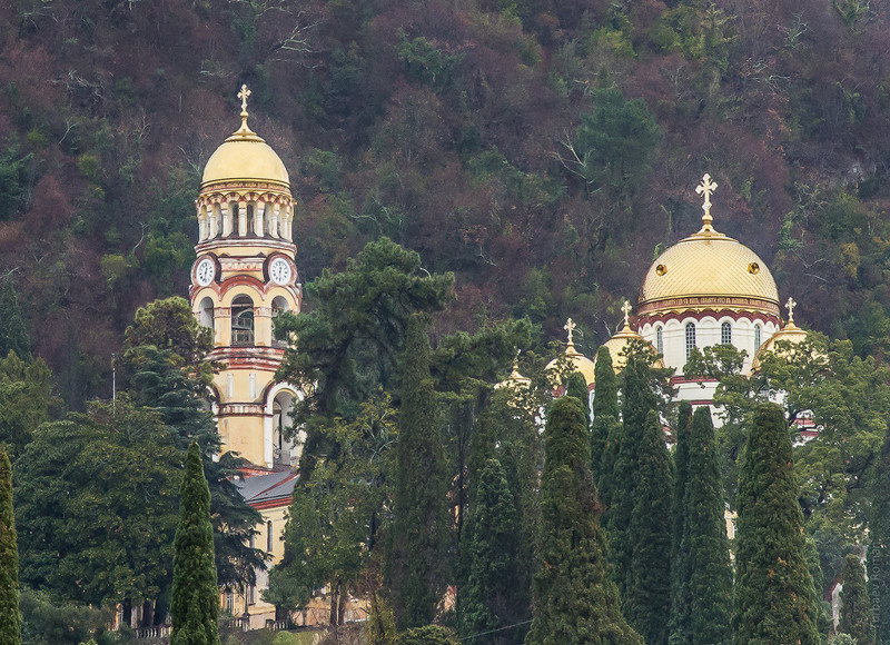Храмы Новоафонского монастыря