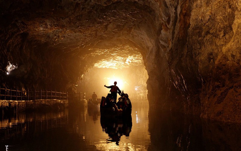 2. Таинственная пещера Геракла в Толедо