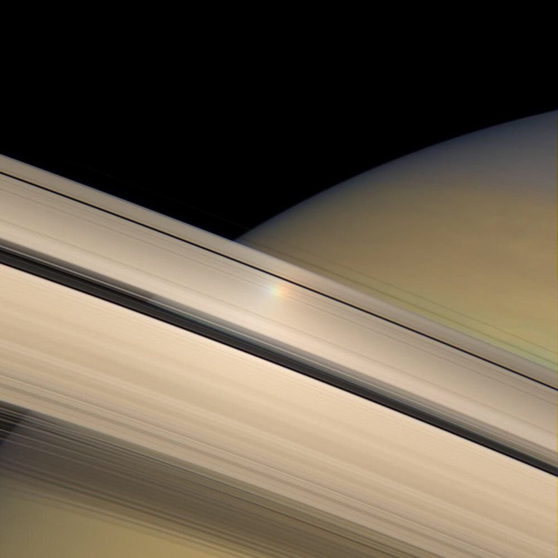 Потрясающие фотографии Сатурна, которые вы наверняка ещё не видели  