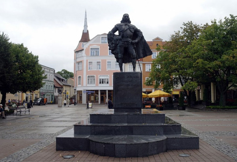 Это Якуб Вейхер, основатель польского города Вейхерово
