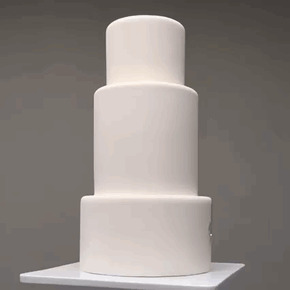 Этот "аметистовый" свадебный торт, судя по всему, был сделан под большим давлением!