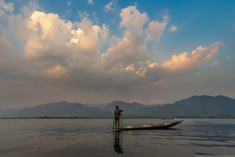 Рыбаки на озере Инле мьянма, озеро Инле, рыбаки