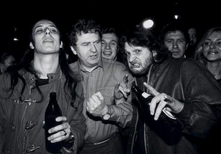Владимир Жириновский на открытии рок-клуба в Москве, 1992 г.  интересно, история, фото
