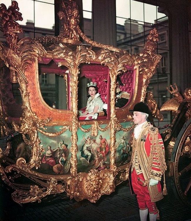 Коронация Елизаветы II, Букингемский дворец, 1953  интересно, история, фото