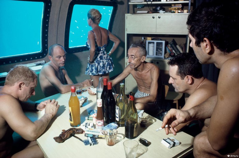 Жак-Ив Кусто с командой в подводном доме «Морская звезда», Красное море