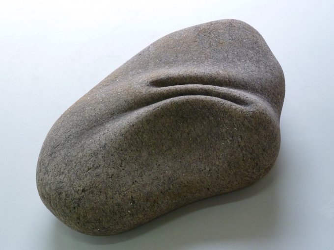 Испанец овладел искусством мять камни 