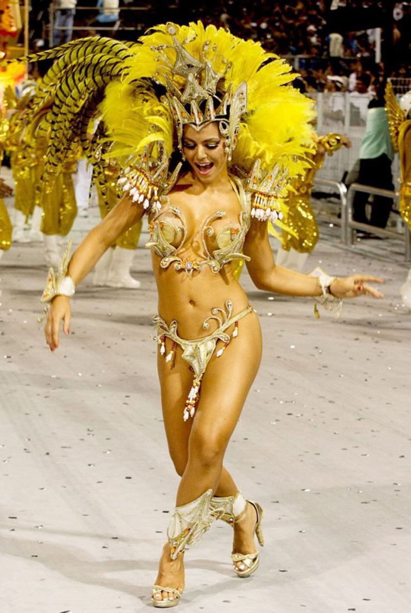 Бразильский карнавал голые девушки (62 фото)