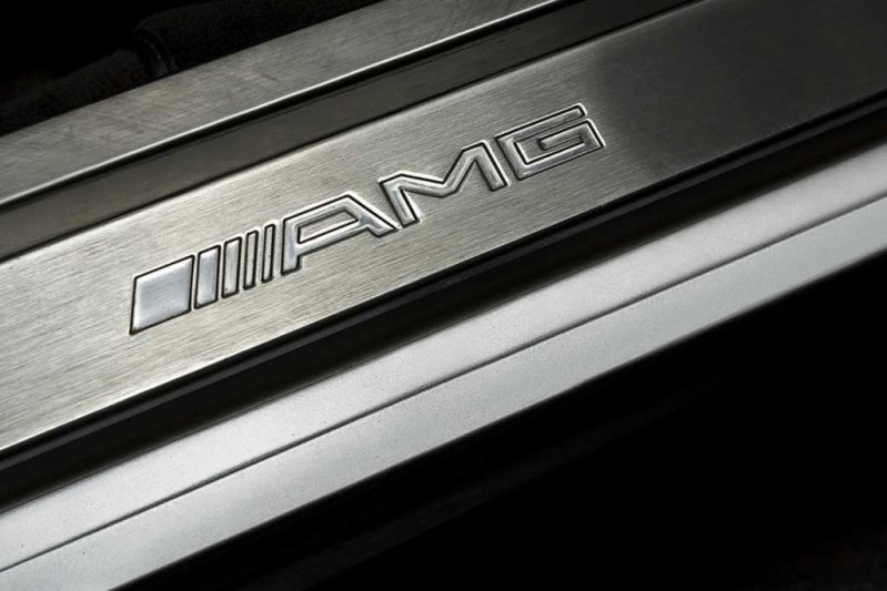 Болгарские мастера обновили редкий Mercedes E60 AMG W124