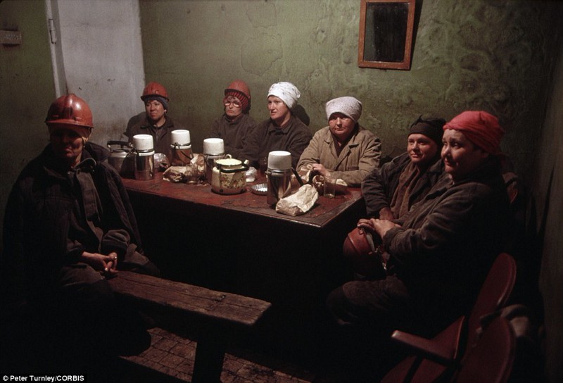 Женщины-шахтеры Новокузнецка. Июнь 1991 год.