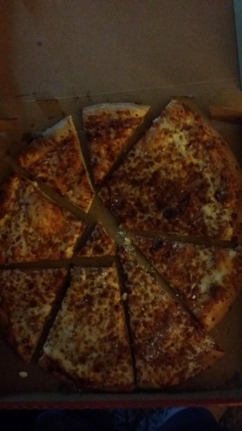 Мастерски разрезал пиццу