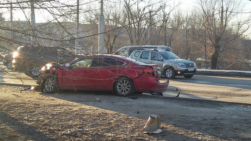 Авария дня. Столкновение трех автомобилей в Волгограде