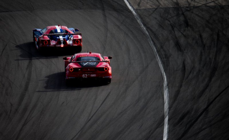 9. Ferrari vs Ford