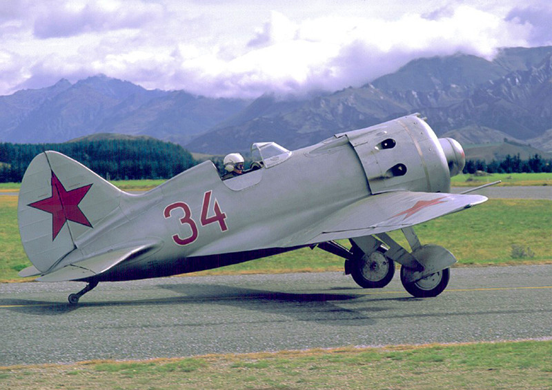 И-16 - советский истребитель Второй мировой войны