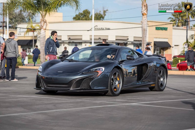 Lamborghini Newport Beach 2016 - слет владельцев суперкаров в Калифорнии
