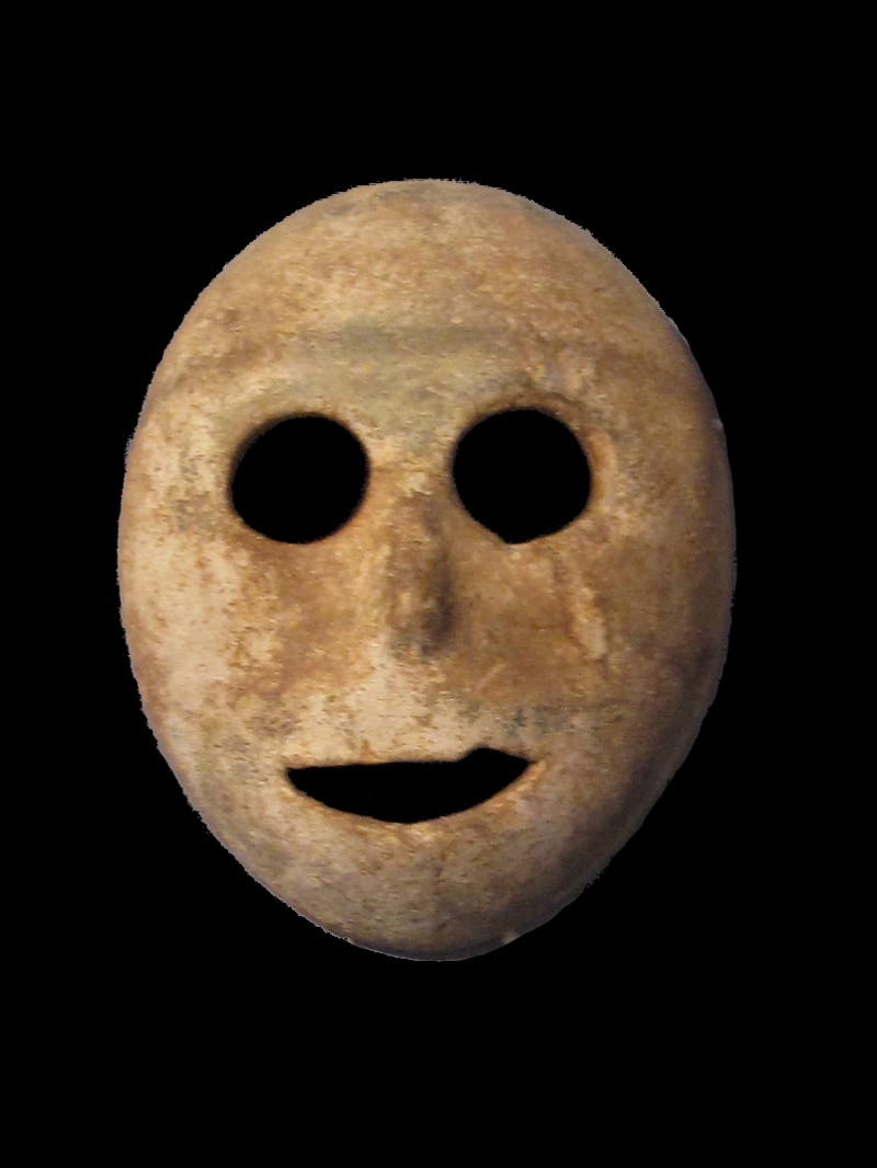 10. Самая древняя маска (9000 лет).