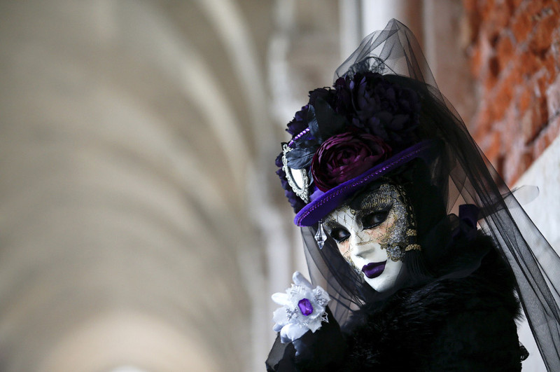 14. Венецианский карнавал 2016, про него мы уже рассказывали . (Фото Alessandro Bianchi | Reuters):