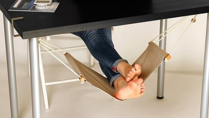 Офисный гамак для ног под рабочий стол