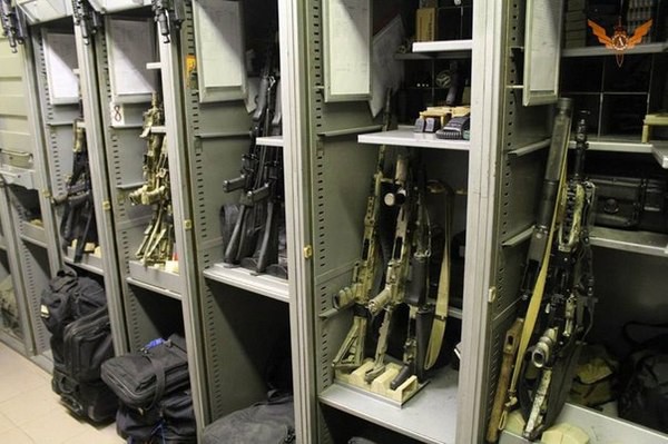 оборудование комнаты для хранения оружия и боеприпасов