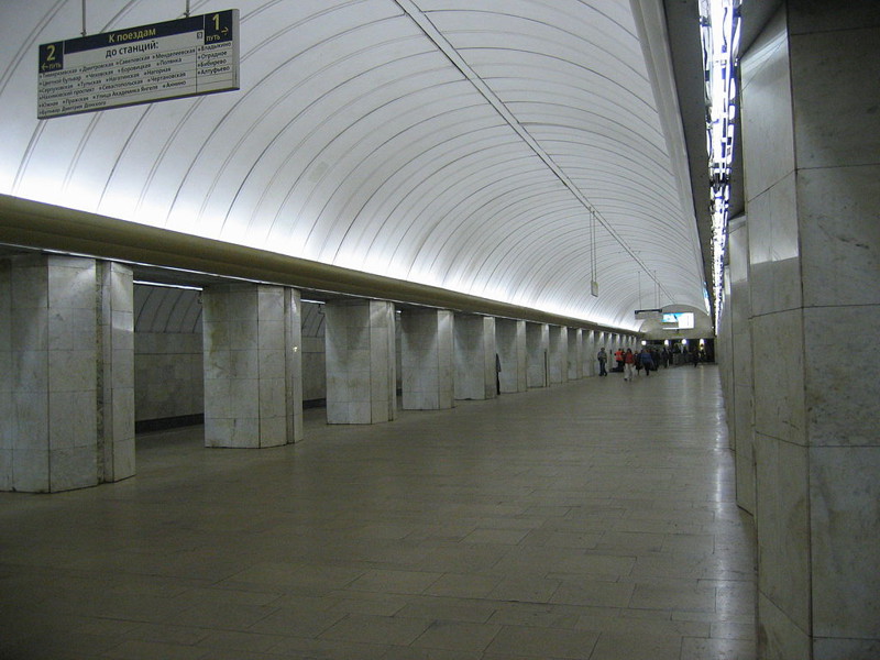 Петровско-Разумовская, глубина заложения 61 метр.