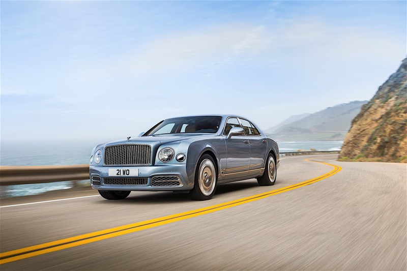 Элитный седан Bentley Mulsanne пережил свой первый рестайлинг