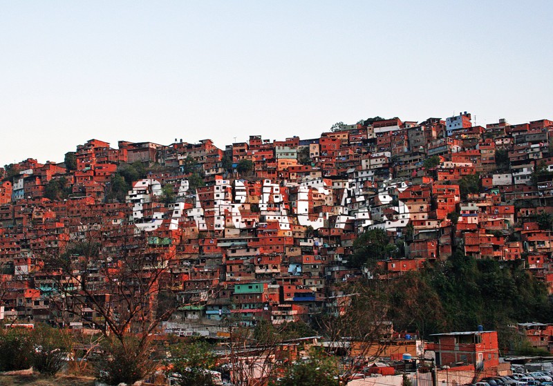Трущобы в Каракасе (barrios de caracas)