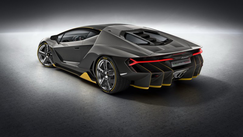 Lamborghini представила новый суперкар Centenario LP770-4