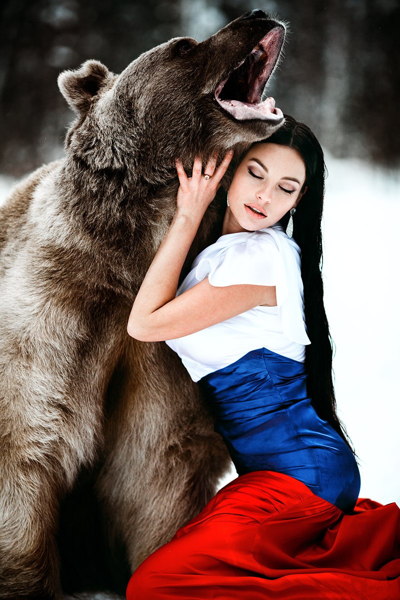 Павел Дмитриевич Шмаров () Русские женщины в лесу