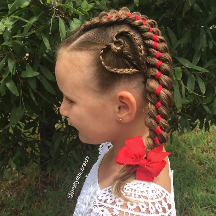 В Австралії жінка щодня заплітає волосся доньці по-новому - фото 4