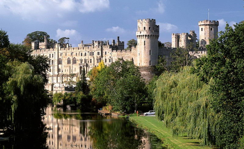Топ 5 самых знаменитых замков в мире
