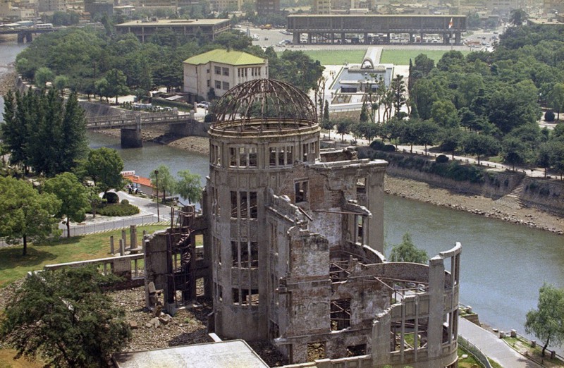 Десфор вернулся в Хиросиму в 1970 году, спустя 25 лет после атомной бомбардировки.