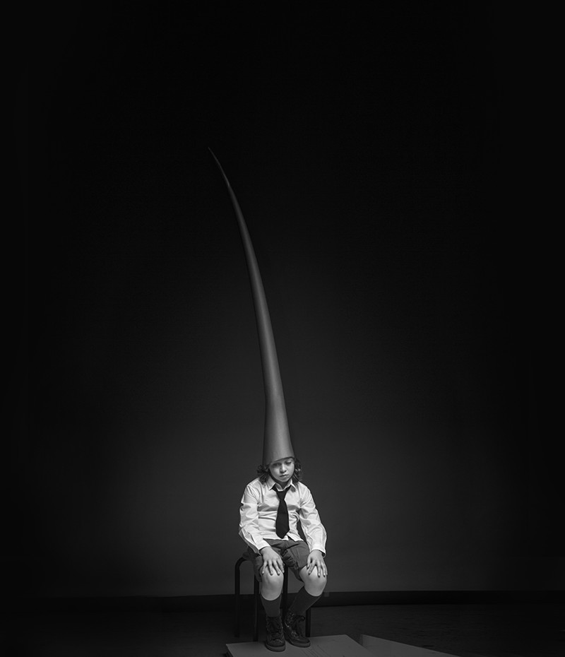 18. Lenfant Terrible. Фотограф: Assaf Matarasso, Франция (1-е место в номинации "Концептуальная фотография и фото-манипуляция", 2 этап)