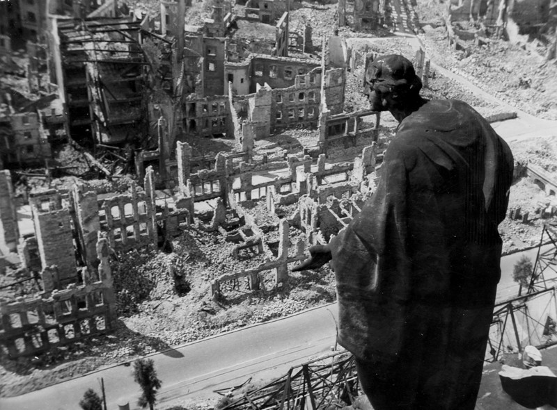 Варварская бомбардировка Дрездена