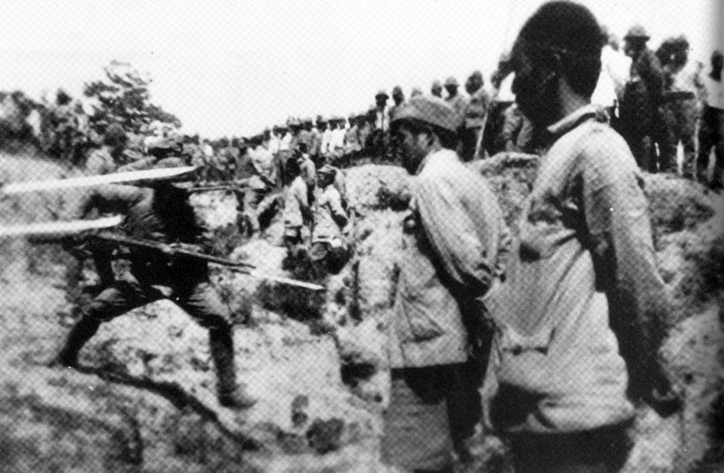 Нанкинская резня или как японцы зарезали и закопали живьём 300 000 китайцев