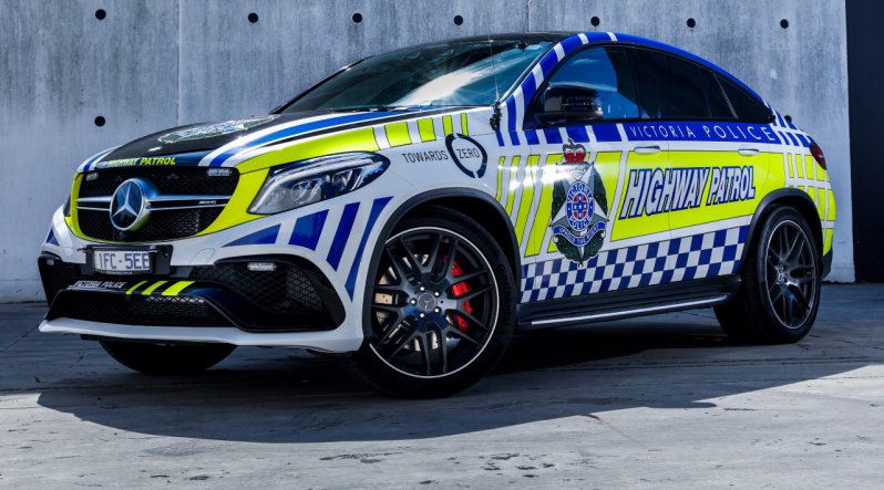 Полиция Австралии получила 585-сильный Mercedes GLE