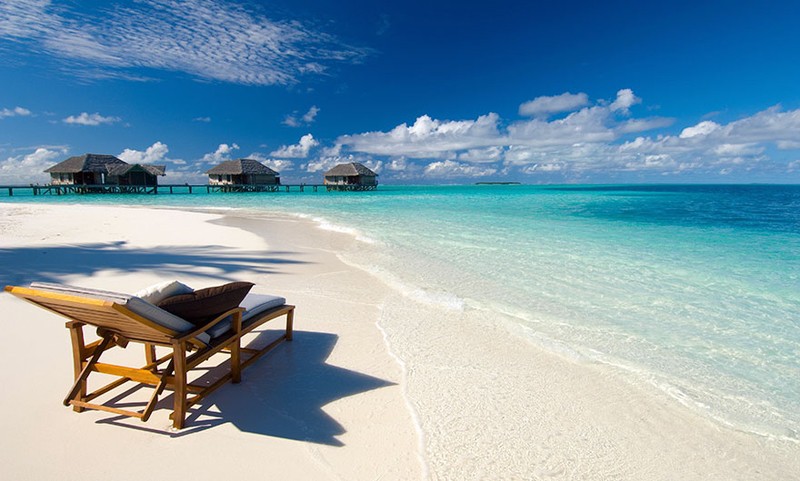 5. Отдых на пляже на Мальдивах