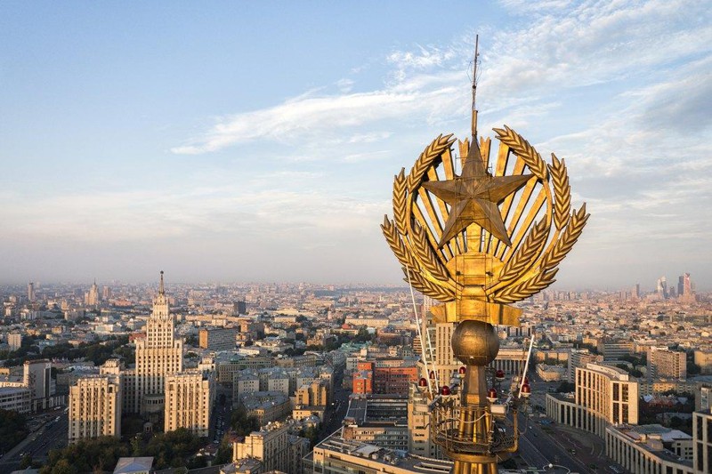 Гостиница Hilton Moscow Leningradskaya. Высота — 136 метров
