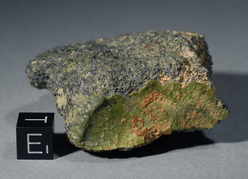 Зеленый метеорит стал настоящей сенсацией