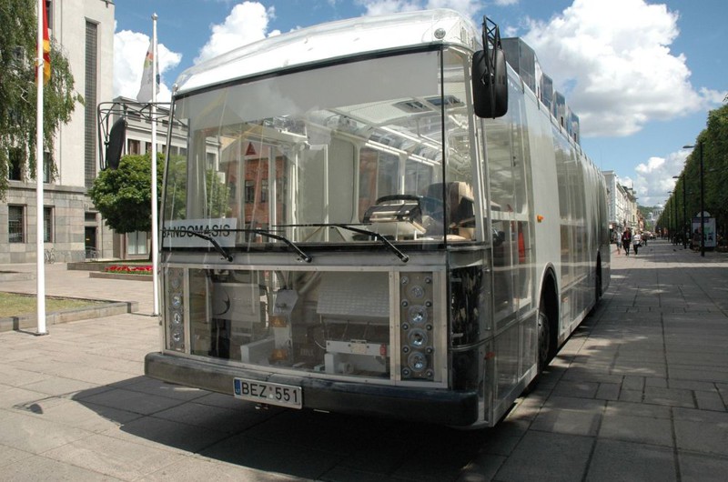 В Литве появился прозрачный автобус
