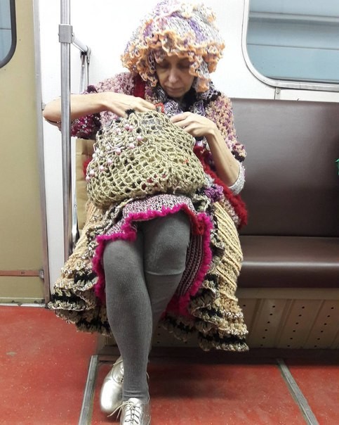 Модники,которых можно встретить в российском метро