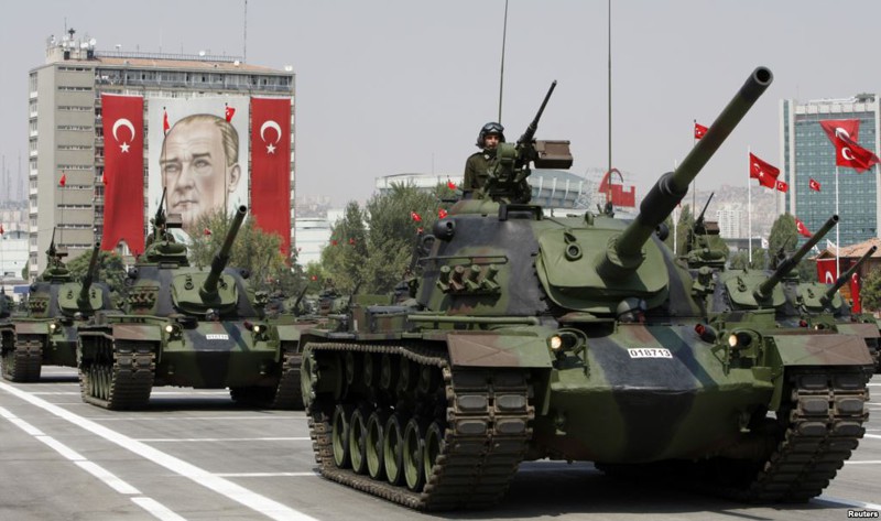 Быть войне? США и Израиль срочно вывозят своих с юга Турции