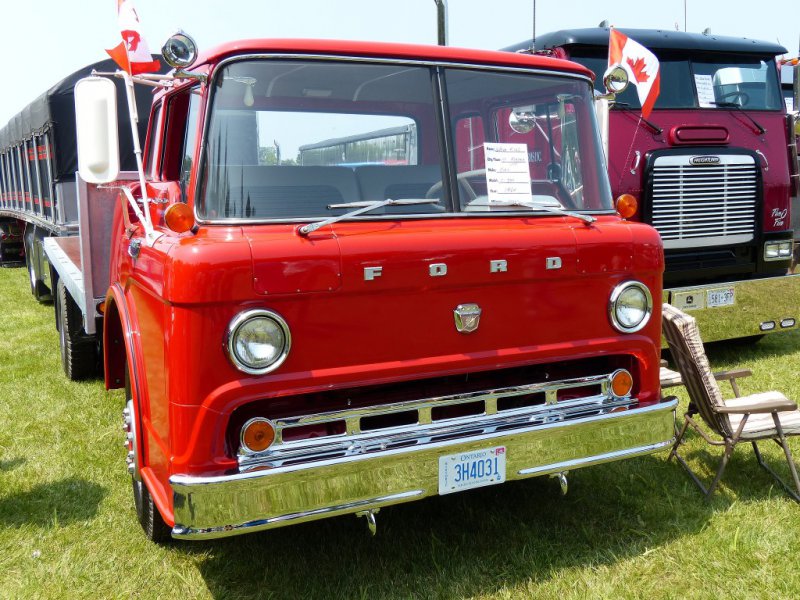 Ford C-700 (1964)
