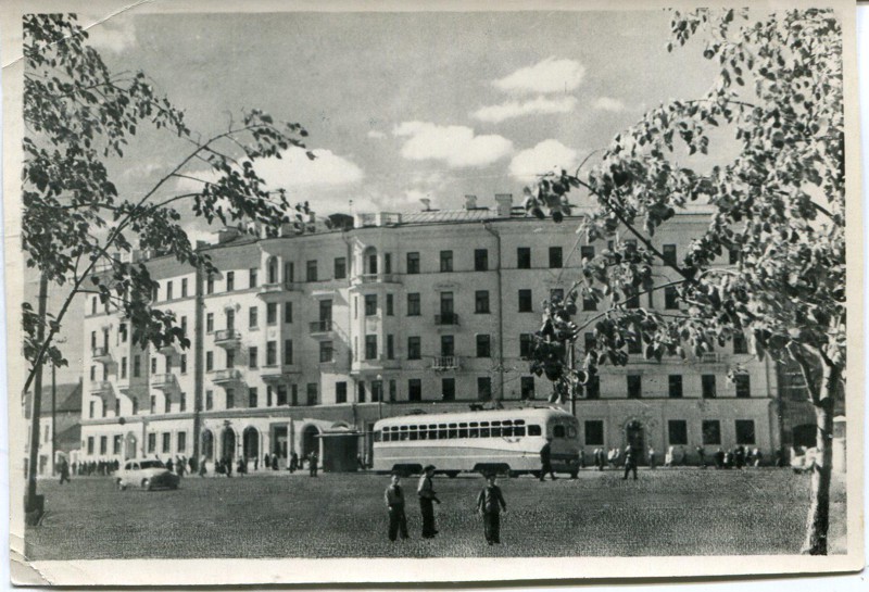 Казань. Угол ул. Куйбышева и Баумана. 1952г. ( « Кольцо»).