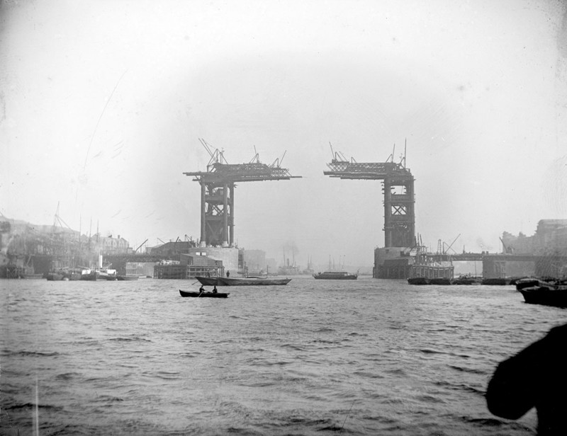 7. Тауэрский мост, Лондон, 1889 год