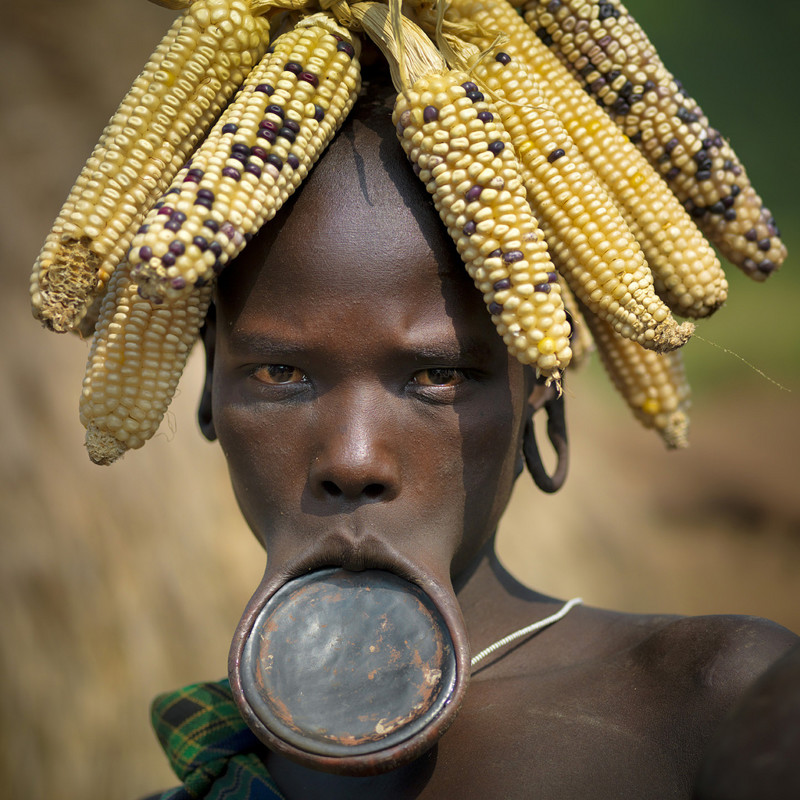 11. Женщины племени Мурси, Эфиопия