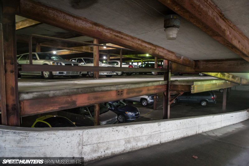 Michigan Building Car Park - самая странная парковка в мире